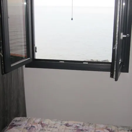 Delmare 2 Limani