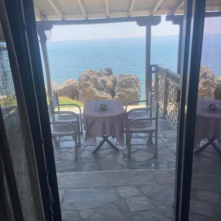 Delmare 2 Limani Case de vacanță *