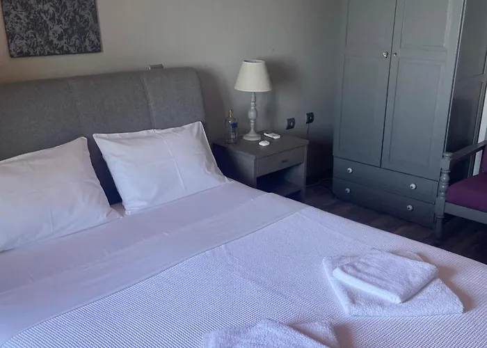 Delmare 2 Limani Ajia Paraskiewi