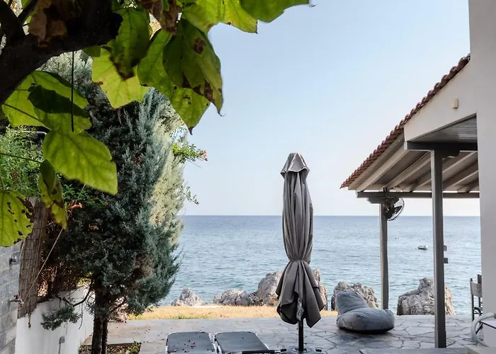 Delmare 2 Limani Ajia Paraskiewi